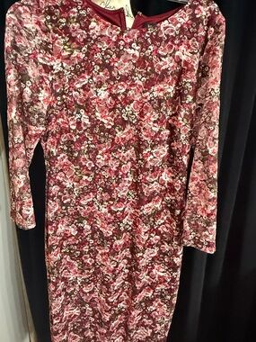 Kensie Floral Long-Sleeve Midi Dress in Burgundy and Pink